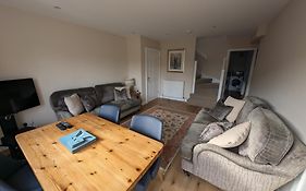 19 Snowdon Apartment